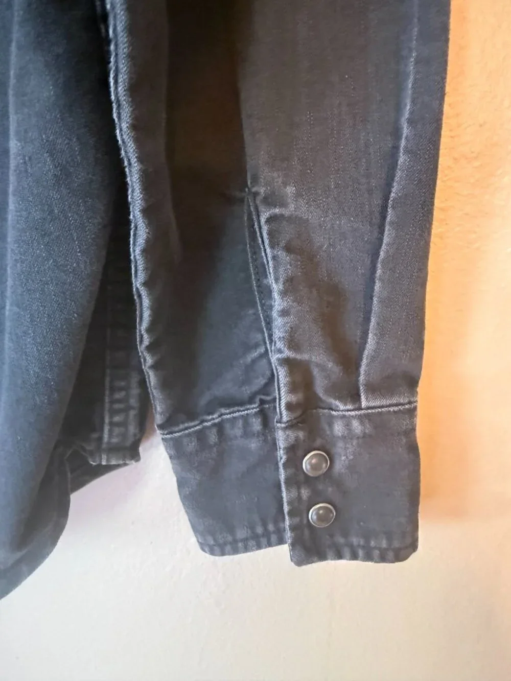 Levi's Men's Black Casual Shirt Size Medium
